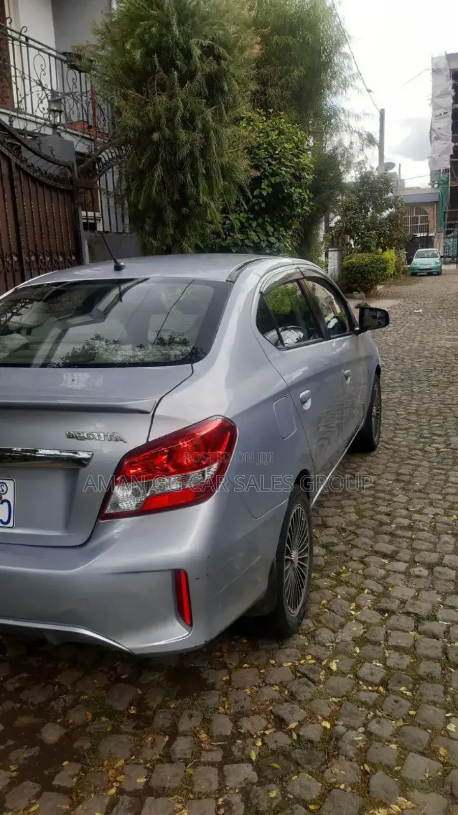 Mitsubishi Attrage 2022 Silver