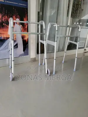 Walker Comes With an Height Adjustable Feature/Better Grip