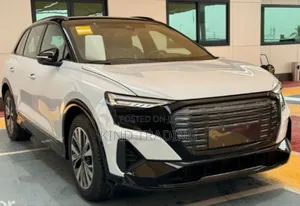 New Audi Q5 Premium 2024 White