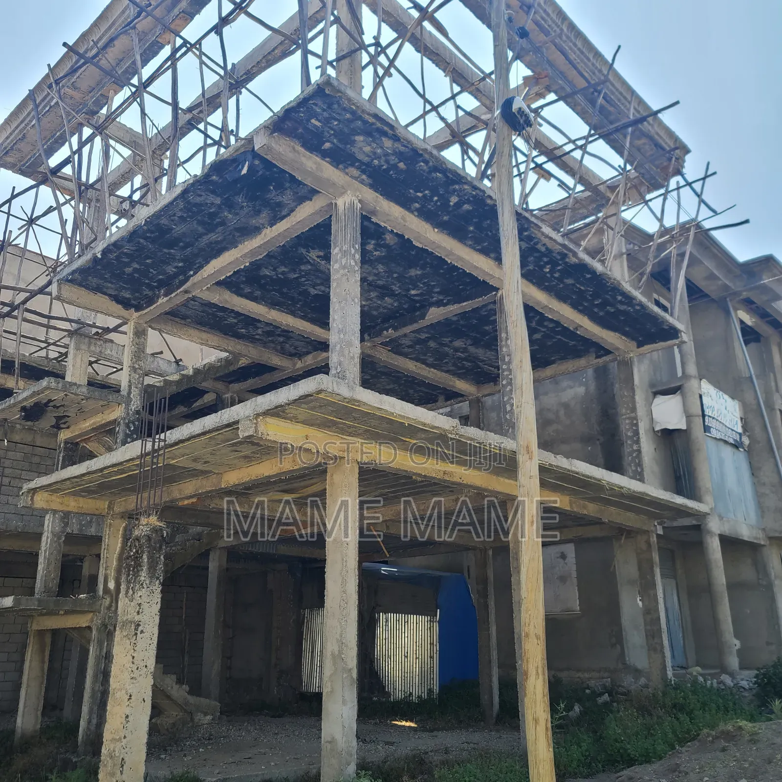 7bdrm House in Addis Abeba, Bole for sale