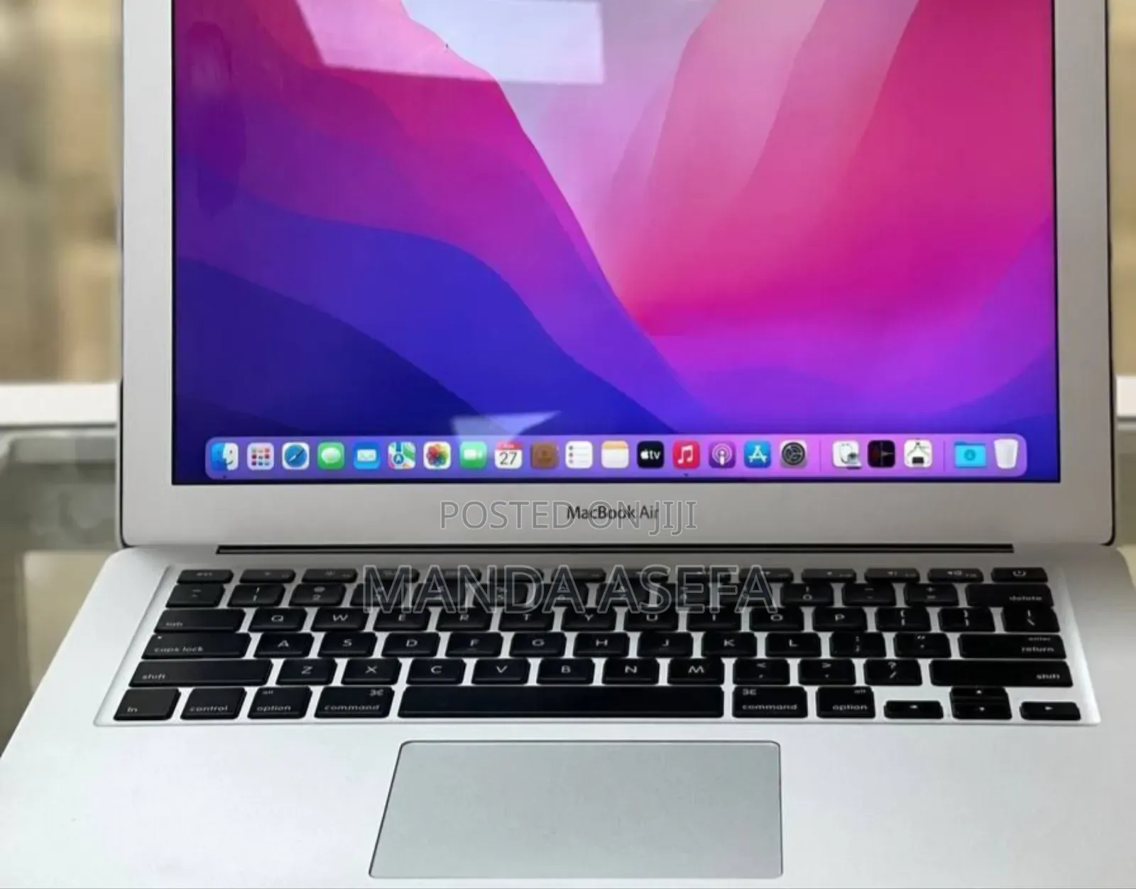New Laptop Apple MacBook Air 2015 8GB Intel Core I5 SSD 128GB