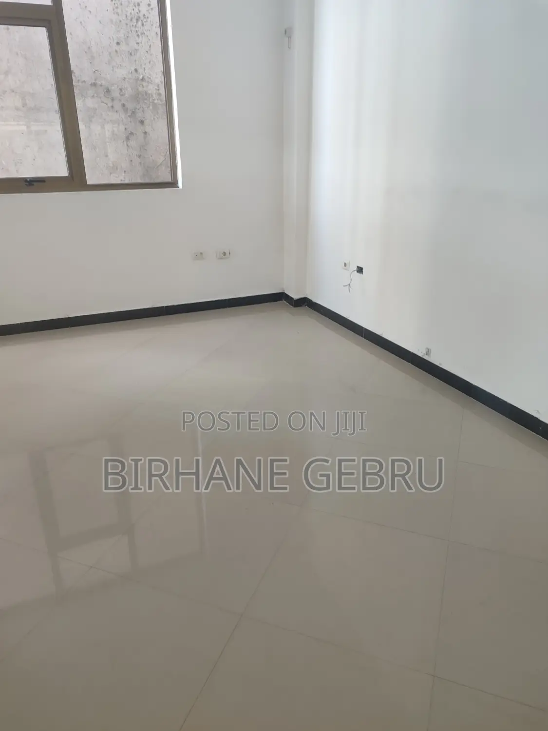 Luxury Apartiment Rent for Office