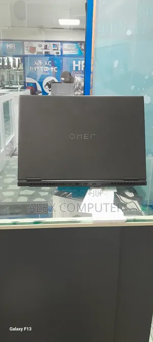 New Laptop HP Omen 15 16GB Intel Core I9 SSD 1T