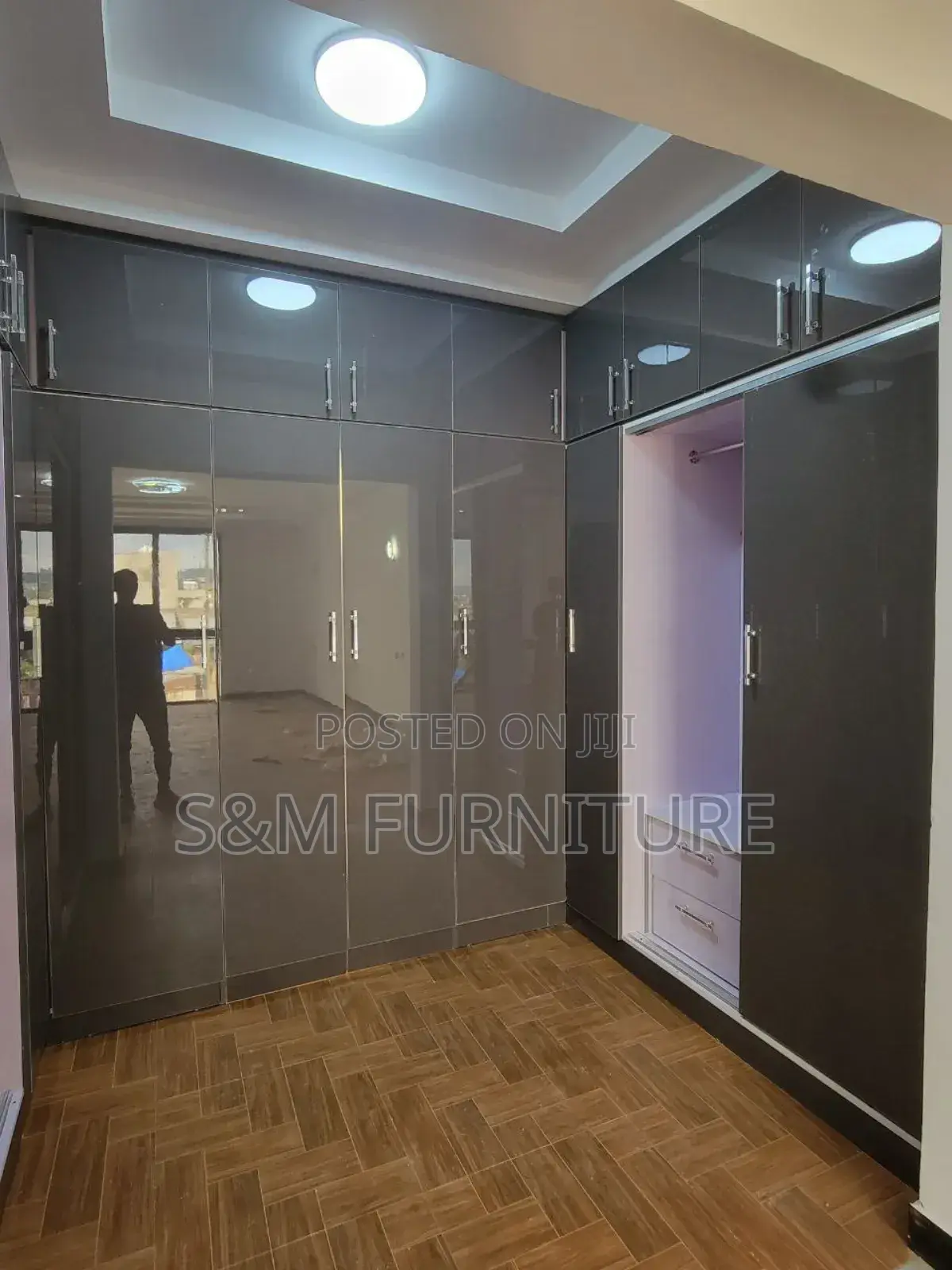Breathtaking Wardrobes Crafted Professionally.