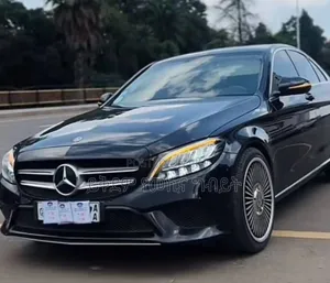Mercedes-Benz C180 2021 Black