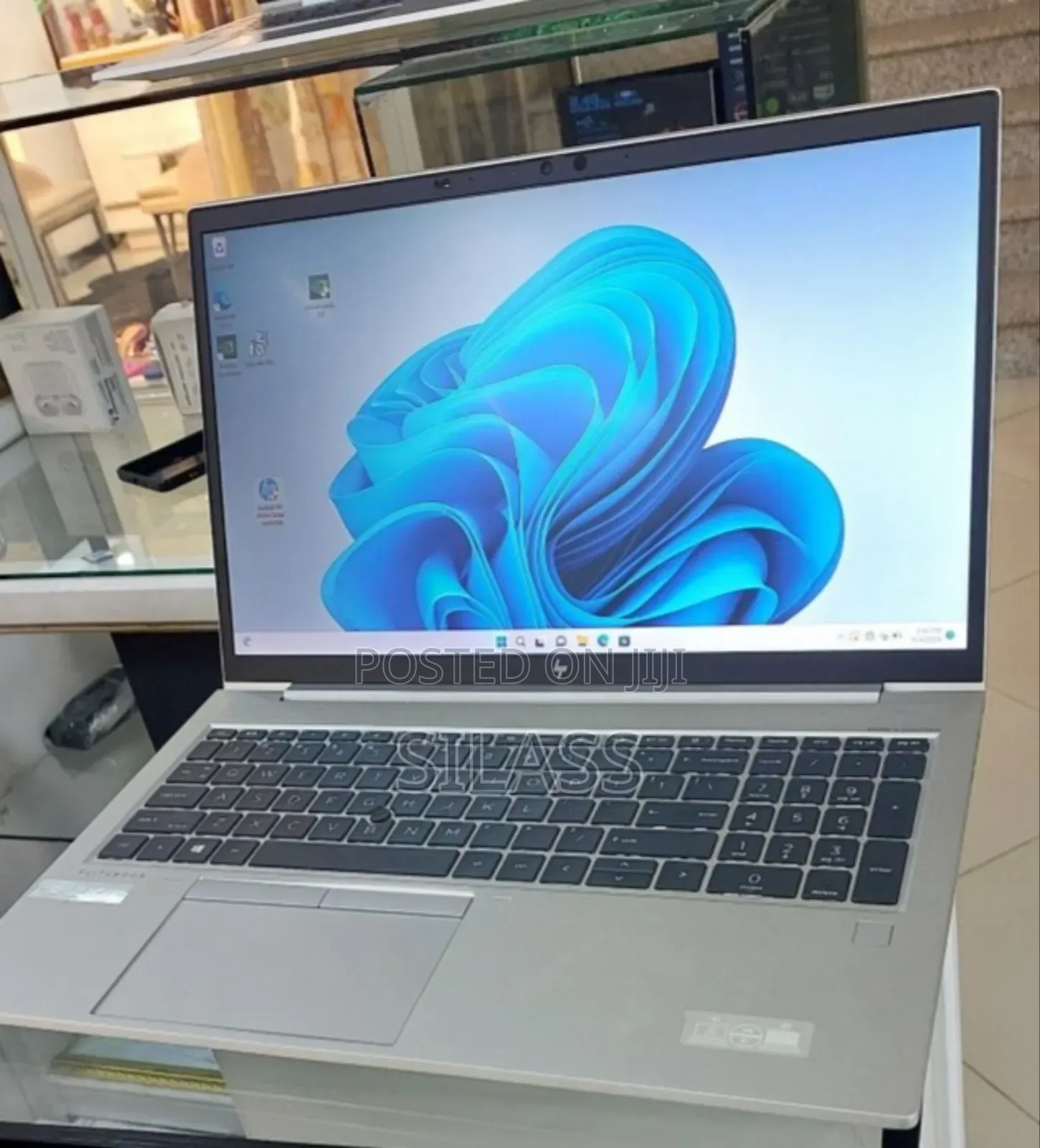 New Laptop HP EliteBook 850 G8 16GB Intel Core I7 SSD 512GB
