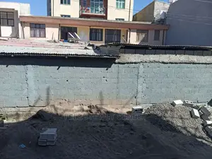 የሚሸጥ G+1ሰርቢስ የለው