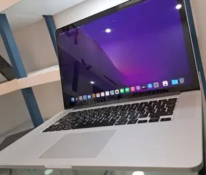 New Laptop Apple MacBook Pro 2015 16GB Intel Core I7 SSD 256GB