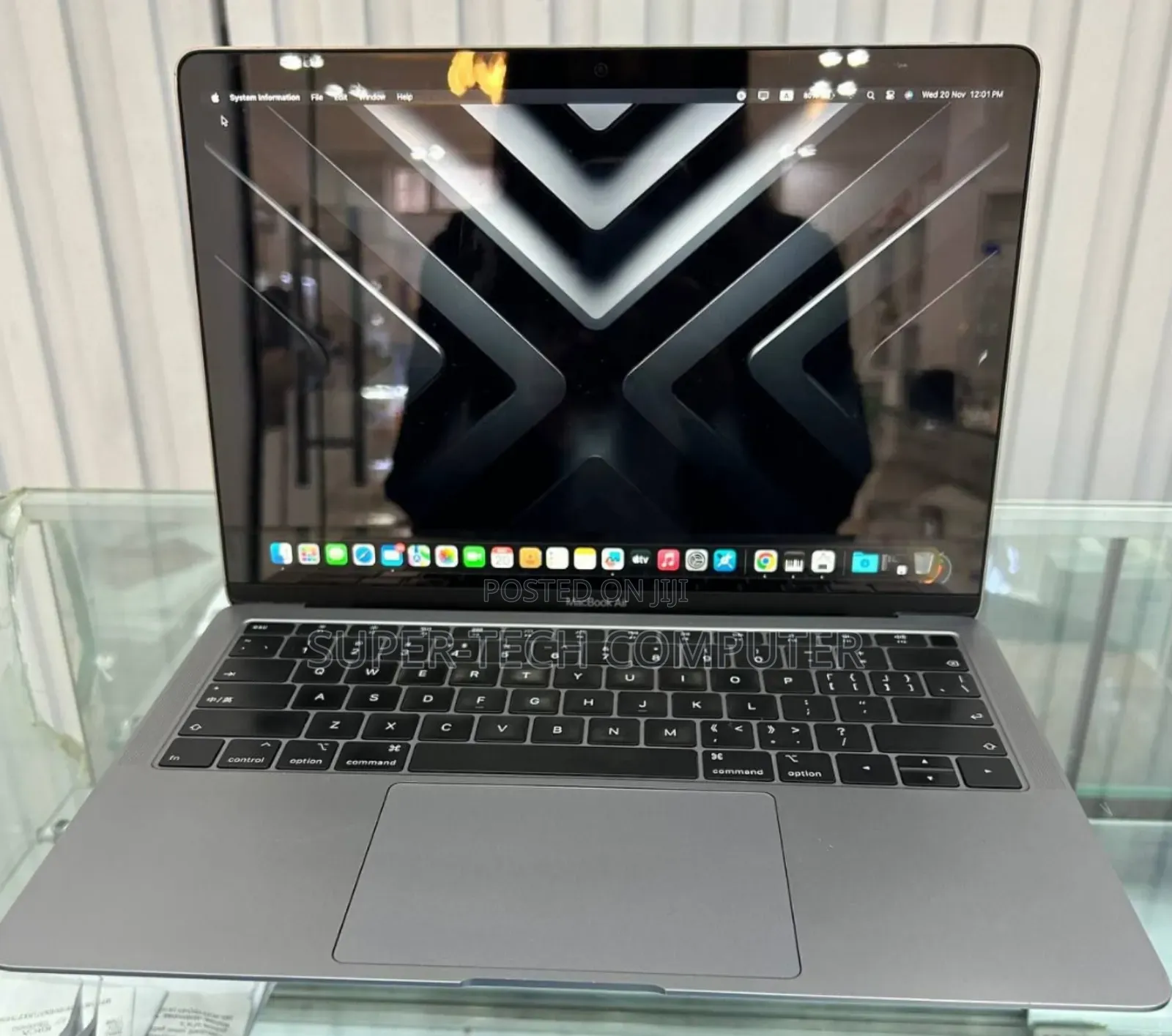New Laptop Apple MacBook Air 2019 8GB Intel Core I5 SSD 256GB