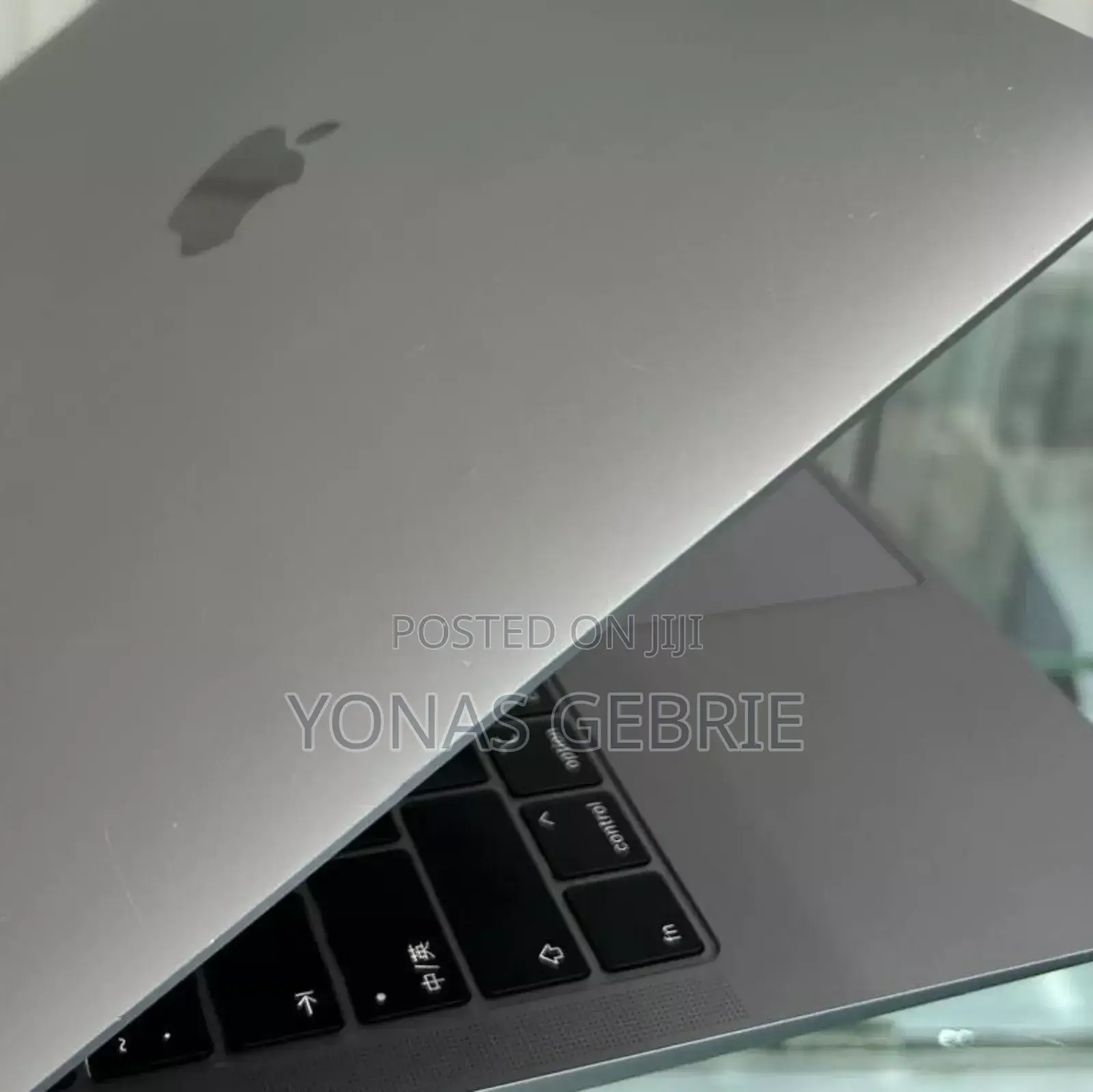 New Laptop Apple MacBook Air 2019 8GB Intel Core i5 SSD 256GB