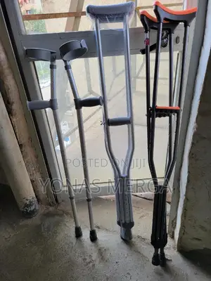 Bilateral Crutches/ክራንች0kranch Rehaid Elbow Crutch Wiz Strap