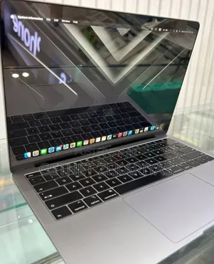 New Laptop Apple MacBook Air 8GB Apple M1 SSD 256GB
