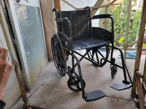 American Used ዌልቼር+NAV Mag Wheelchair With Attendent Brakes