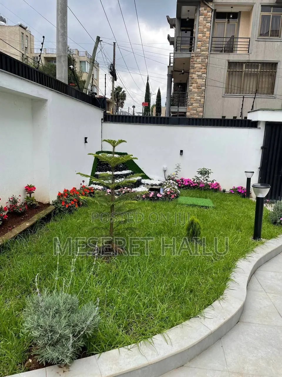 Furnished 10bdrm House in Bole for rent