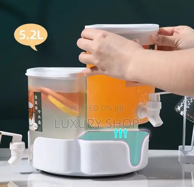 Plastic Drink Dispenser Cold Water Kettle 3 Grids
