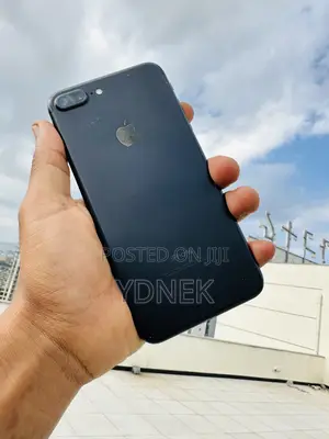 Apple iPhone 7 Plus 32 GB Black