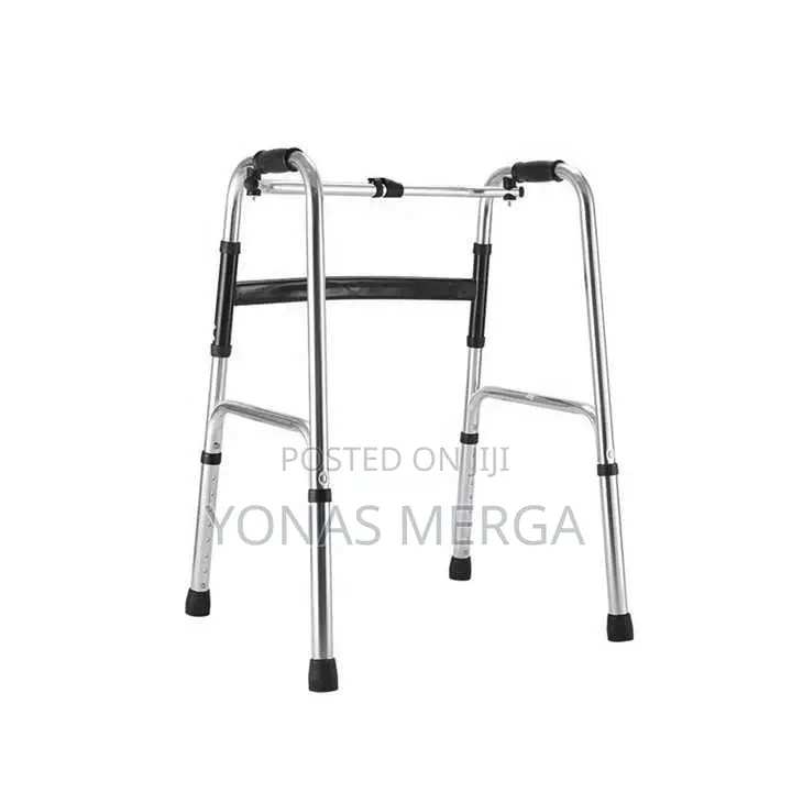 Walker Closer to Assist in Standing/Walker₩*Plastic*Polished