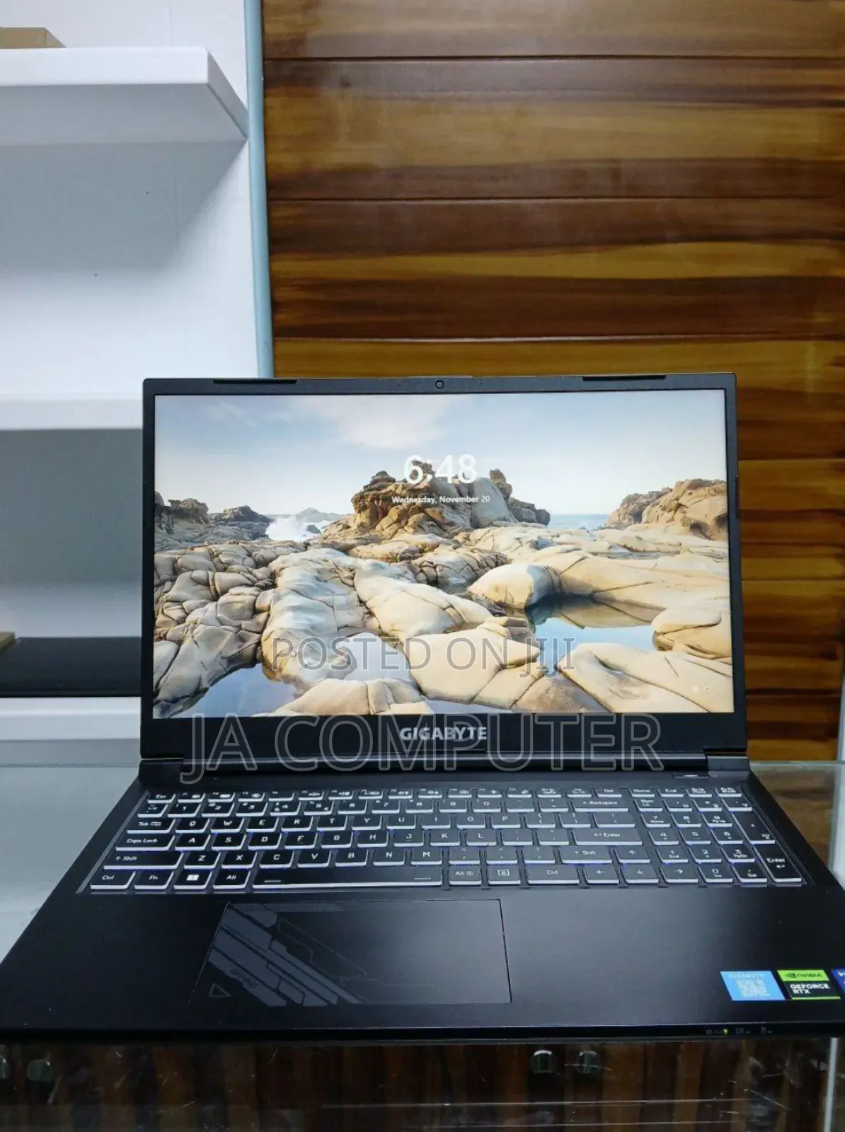 New Laptop Gigabyte AORUS 15G 16GB Intel Core I7 SSD 1.5T