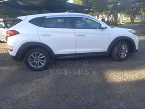 Hyundai Tucson 2016 White