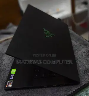 New Laptop Razer Blade 16GB AMD Ryzen 9 SSD 1T