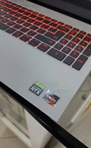 New Laptop Dell G15 5511 16GB AMD Ryzen 7 SSD 512GB