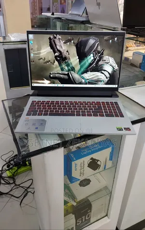 New Laptop Dell G15 5511 16GB AMD Ryzen 7 SSD 512GB