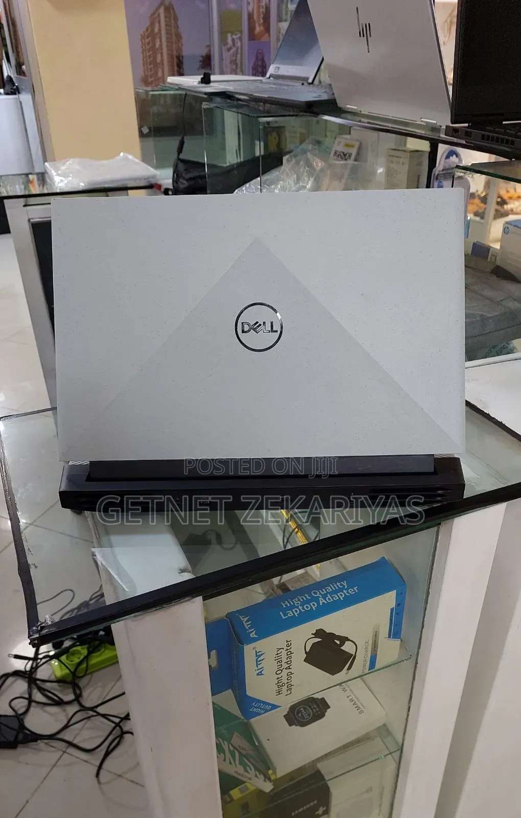 New Laptop Dell G15 5511 16GB AMD Ryzen 7 SSD 512GB