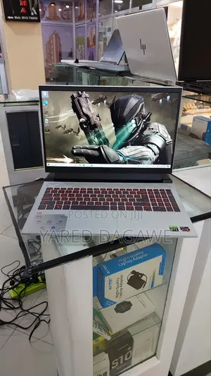 New Laptop Dell 16GB AMD Ryzen 7 SSD 512GB