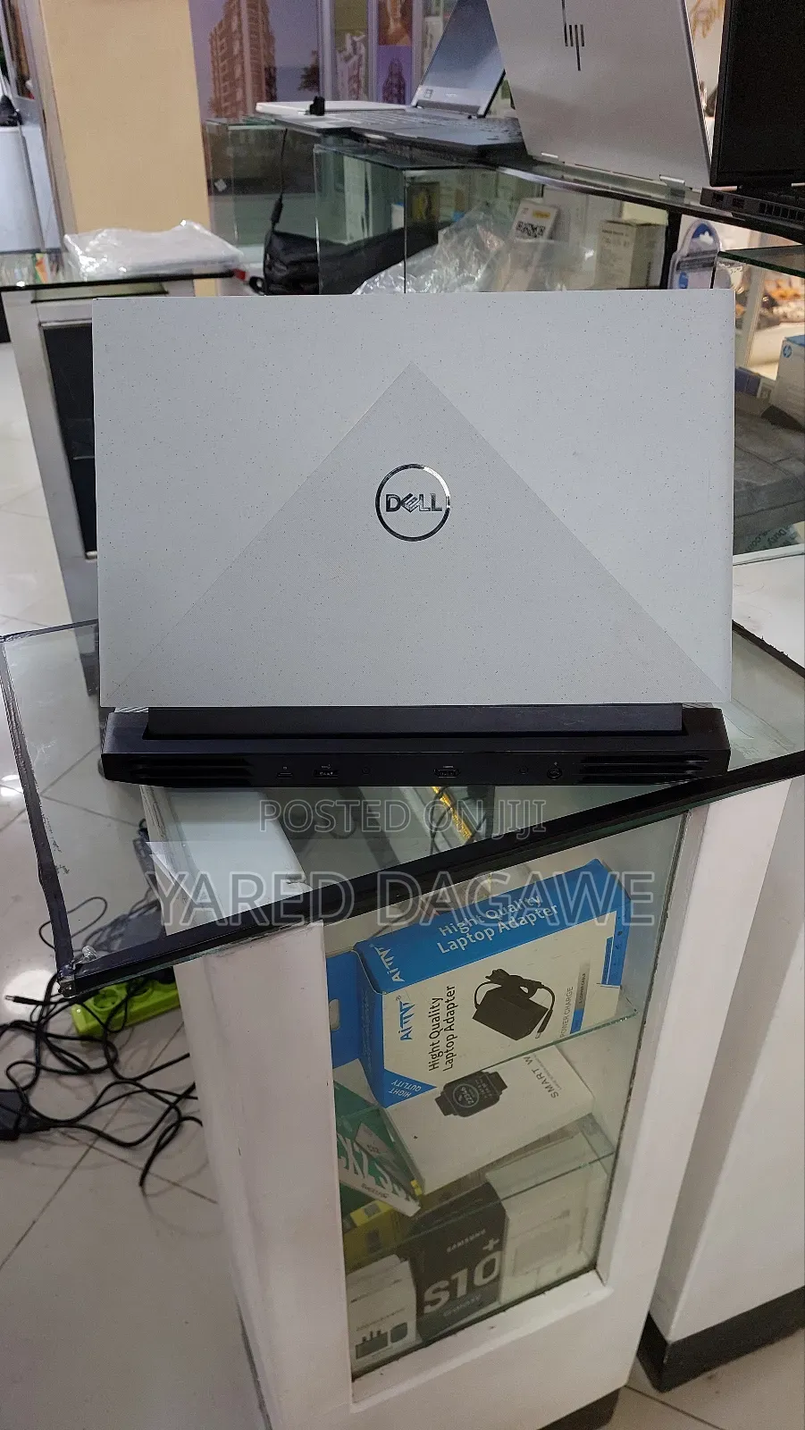 New Laptop Dell 16GB AMD Ryzen 7 SSD 512GB