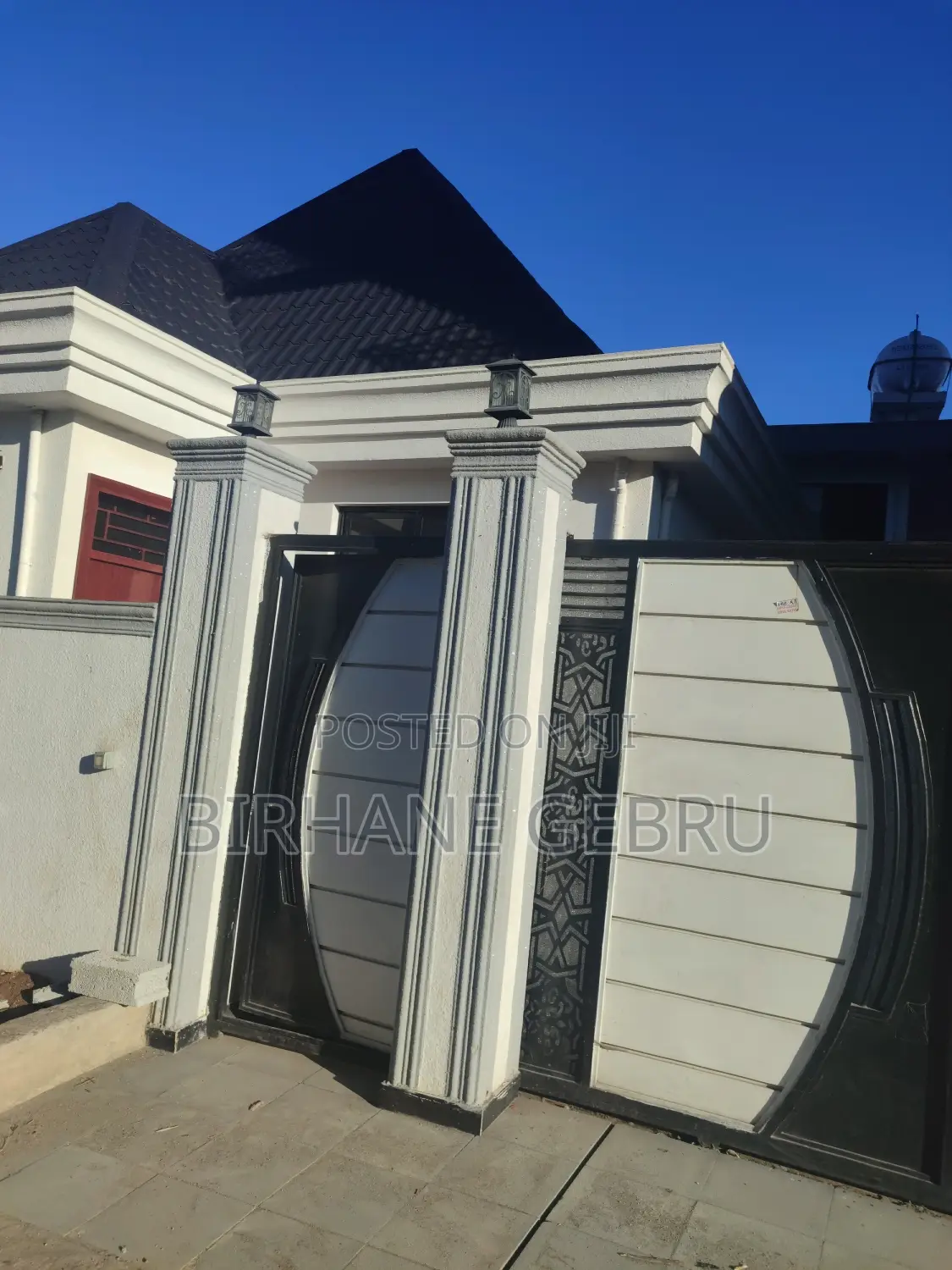 7bdrm Villa in Bole Around Semit for rent