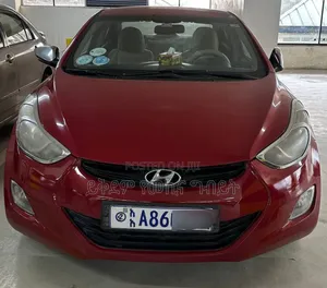 Hyundai Elantra 2013 Red