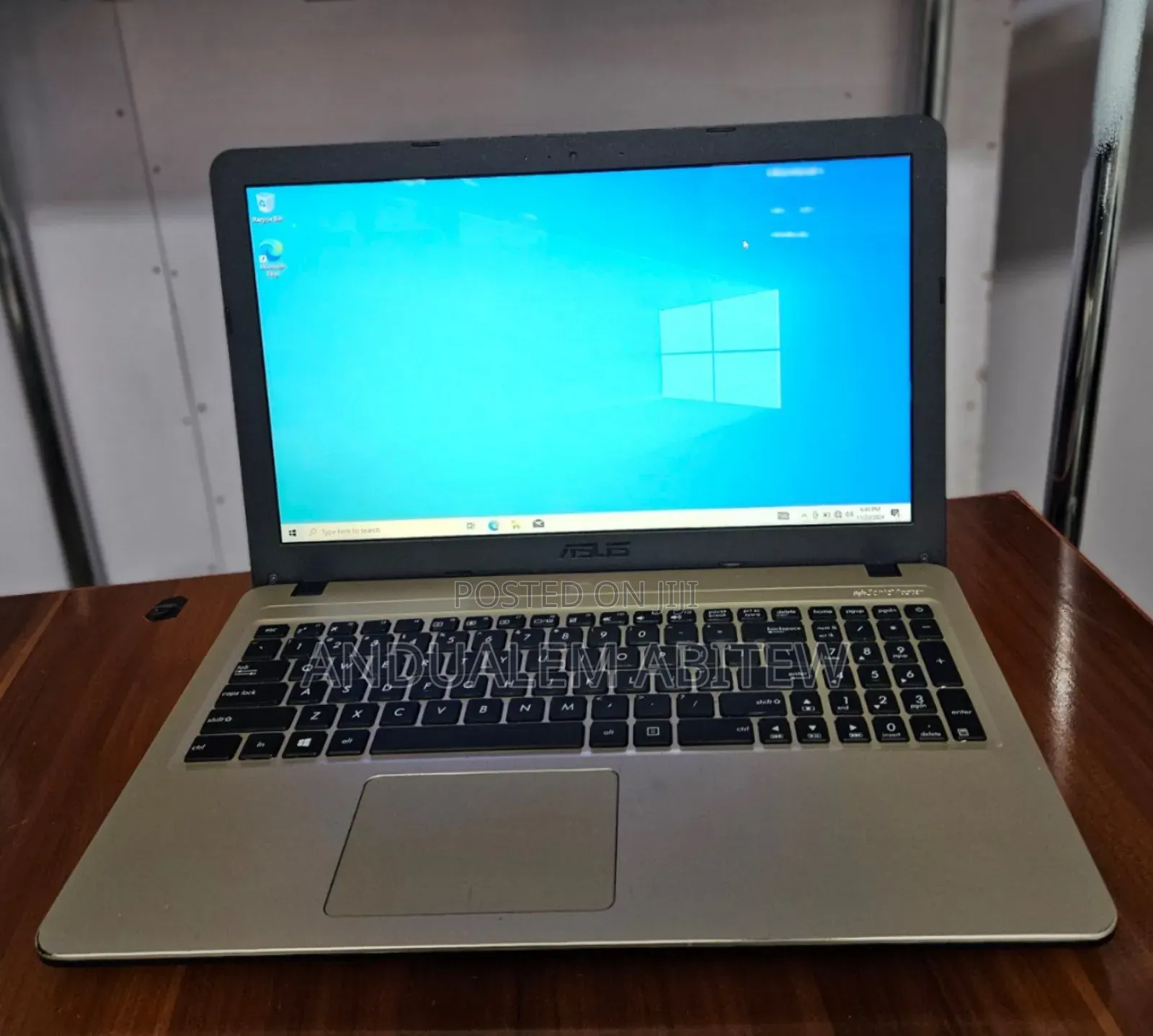 New Laptop Asus X540LA 4GB Intel Pentium HDD 500GB