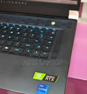 New Laptop Alienware M17x R2 16GB Intel Core I7 SSD 512GB