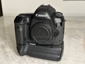Camera 3000 and Gimbal 1800 and ስታንድ ኪራይ