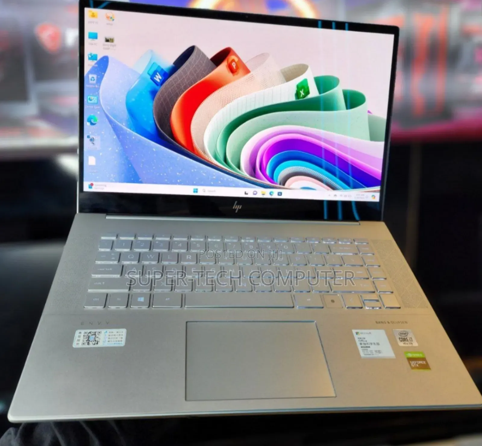 New Laptop HP Envy 15 16GB Intel Core I7 SSD 1T