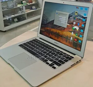 New Laptop Apple MacBook Air 2017 8GB Intel Core I5 SSD 128GB