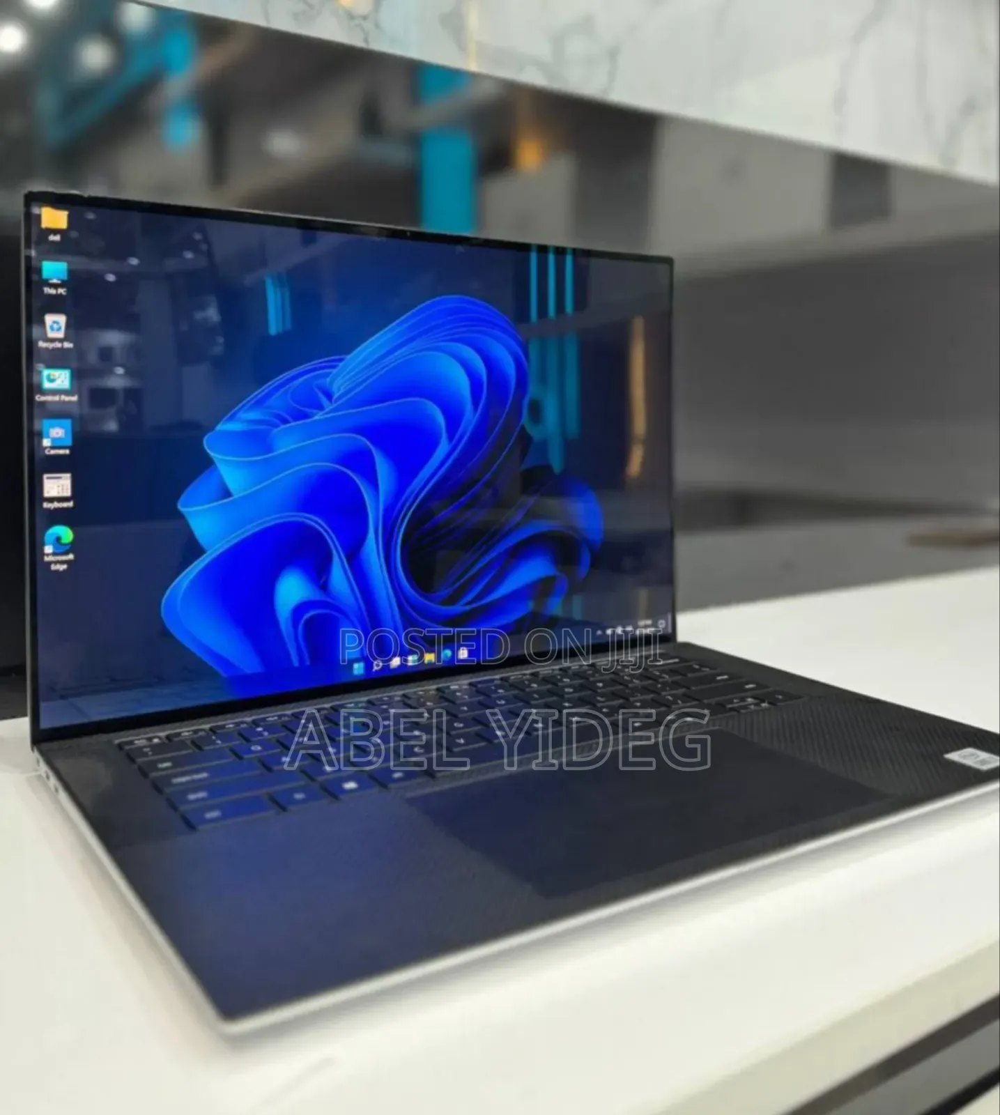 New Laptop Dell XPS 15 32GB Intel Core I7 SSD 512GB