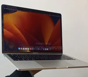 New Laptop Apple MacBook Pro 2020 16GB Intel Core I5 SSD 512GB