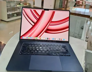 New Laptop Apple MacBook Air 2023 M2 8GB Apple M2 SSD 512GB