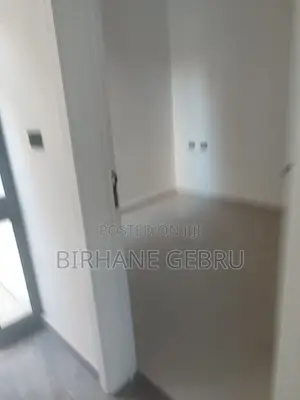 5bdrm Villa in Villa House For Sale, Bole for sale