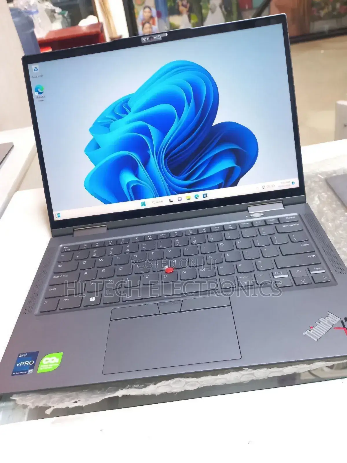 New Laptop Lenovo ThinkPad Yoga 32GB Intel Core I7 SSD 1T