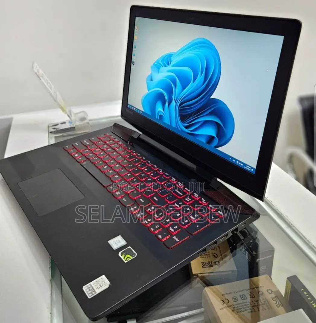 New Laptop Lenovo IdeaPad Y730 8GB Intel Core I5 HDD+SSD 1T