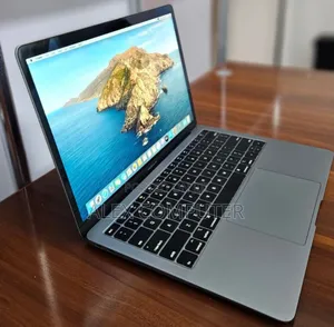 New Laptop Apple MacBook Air 2019 8GB Intel Core I5 SSD 128GB