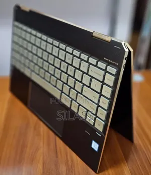 New Laptop HP Spectre X360 8GB Intel Core I7 SSD 512GB