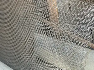 Wire Mesh Black