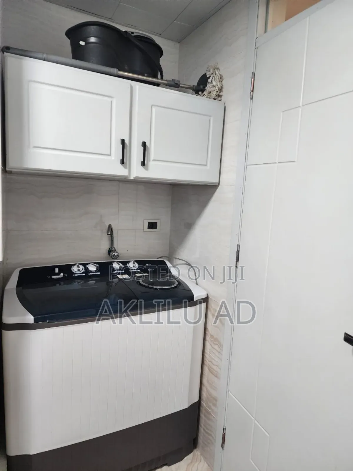 Furnished 2bdrm Condo in መገነኛ, Bole for sale