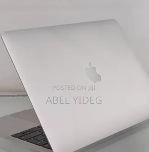 New Laptop Apple MacBook Pro 2017 8GB Intel Core I5 SSD 256GB