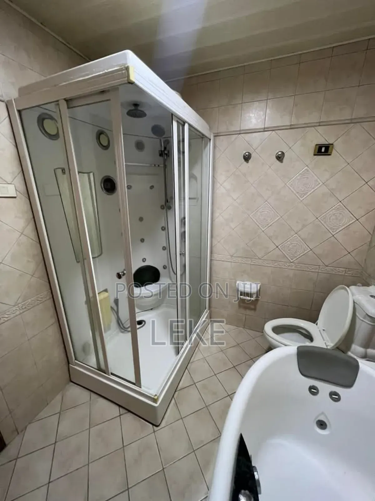 5bdrm House in Bole for rent