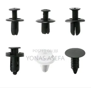 Car Retainer Clip