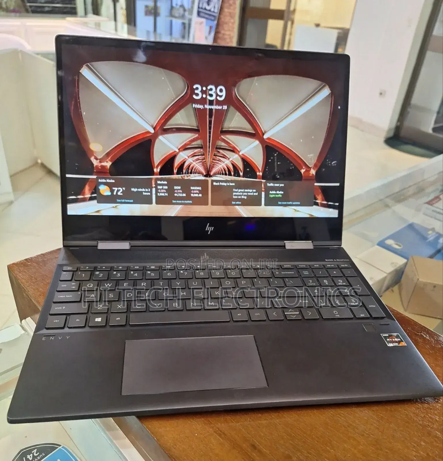 New Laptop HP Envy X360 8GB AMD Ryzen 7 SSD 512GB